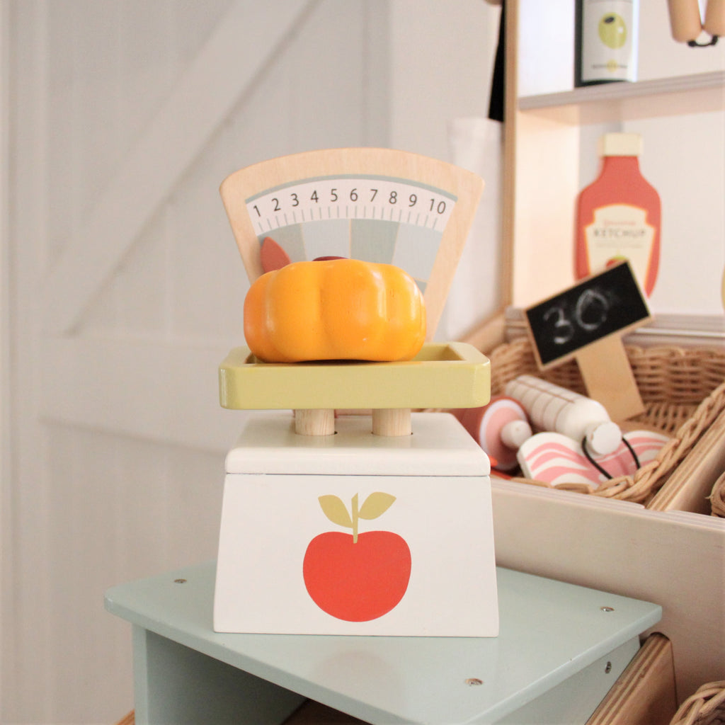 Tender Leaf wooden market day weighing scales for children. Great for pretend play and play food perfect for pretend shopping with kids