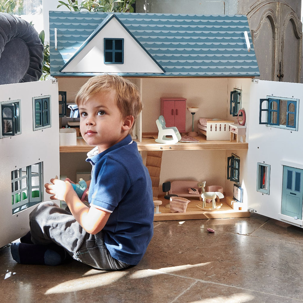 Tender Leaf wooden toy dolls house dovetail house in white