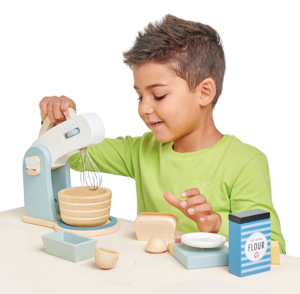 Tender Leaf  Wooden Toys baking set